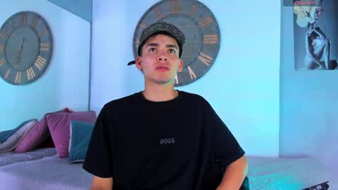 Mike 0233 online show from January 17, 3:34 am