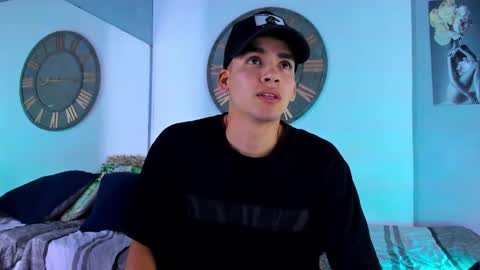 Mike 0233 online show from December 22, 3:44 am