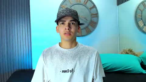 Mike 0233 online show from February 15, 4:36 am