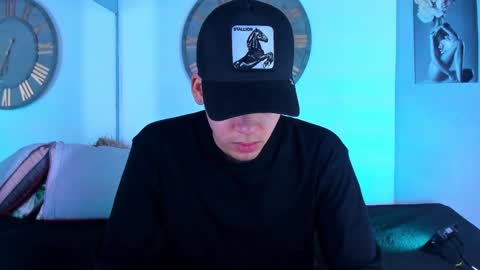 Mike 0233 online show from January 5, 4:47 am