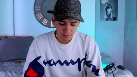 Mike 0233 online show from January 7, 3:37 am