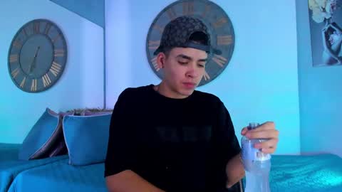 Mike 0233 online show from January 9, 3:58 am