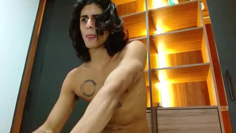 Snapshot of mike_d1030 chatting on October 24, 10:33 pm mike_d1030 online show from October 24, 10:33 pm