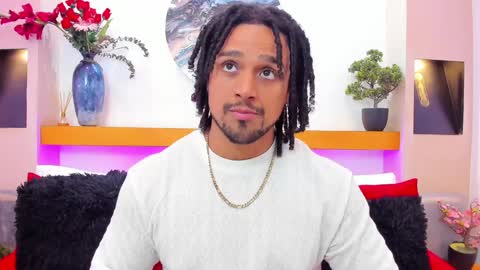 Snapshot of mike_estevess chatting on January 30, 6:35 am   online show from January 30, 6:35 am