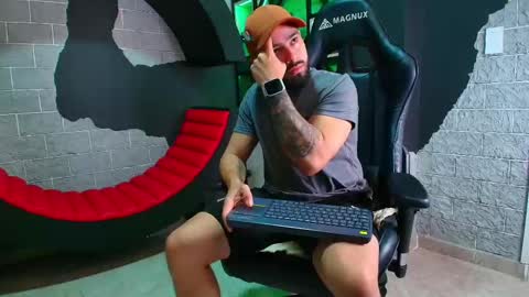 Mike Blare online show from January 7, 7:06 pm