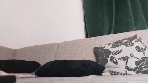 MikeLaur online show from September 29, 8:37 pm