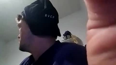 mikemike11k online show from February 24, 7:11 am