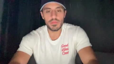 mikeyy2727 online show from July 19, 12:49 am
