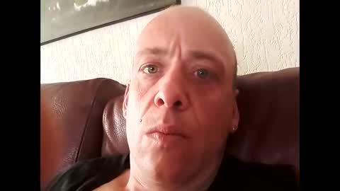 mikiey666 online show from April 5, 12:56 pm