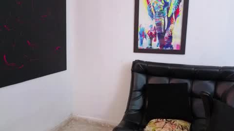Snapshot of mikke_love chatting on October 23, 5:05 pm MIKKE online show from October 23, 5:05 pm