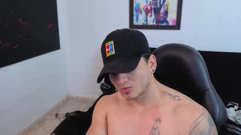 MIKKE online show from November 5, 3:47 pm