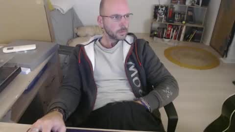 mikmik91 online show from November 18, 4:11 pm