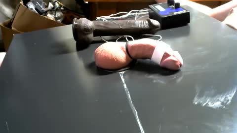 milk me dry online show from December 19, 2:45 am