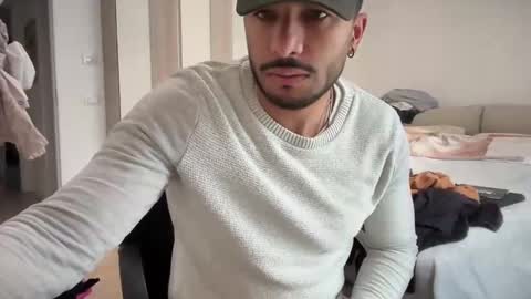 Carlos online show from February 28, 8:09 am