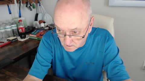 millenium0129 online show from October 9, 6:02 pm