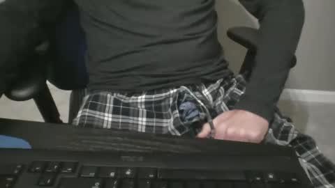 milwaukeebadger24 online show from November 26, 12:30 pm