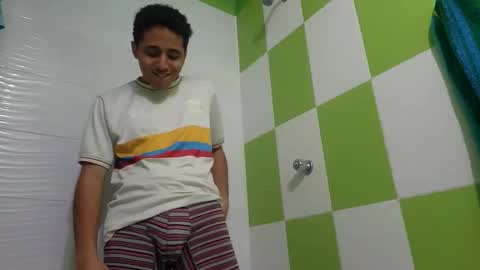 mimachotede20 online show from April 17, 5:10 am