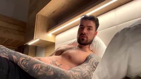 Mr Amor online show from March 1, 10:15 am