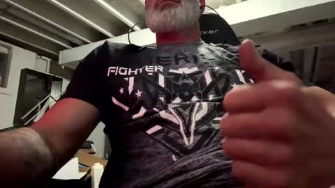 AJ online show from November 13, 3:22 am