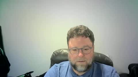 Mr. Happy online show from October 29, 6:05 am