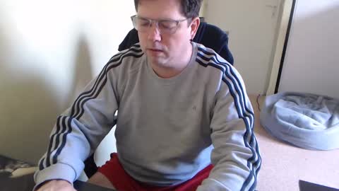 Snapshot of mistercoeur1 chatting on March 2, 10:05 am mistercoeur online show from March 2, 10:05 am