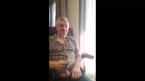 mitchoxxford online show from April 2, 4:21 am