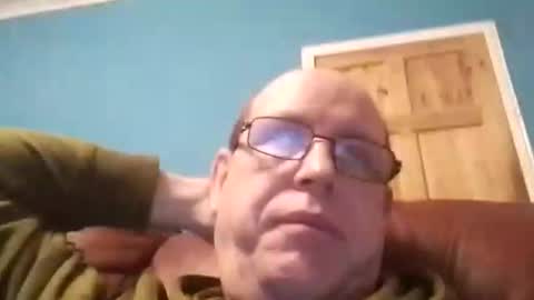 Leather Pants online show from November 8, 7:28 pm