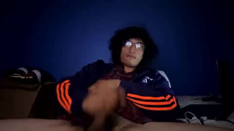 Snapshot of mochaandcreme chatting on December 28, 7:22 am mochaandcreme online show from December 28, 7:22 am