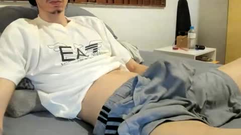 DigBreed online show from February 14, 1:11 am