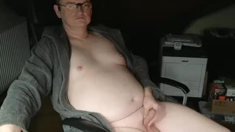 Snapshot of mojo705 chatting on January 7, 2:12 am mojo705 online show from January 7, 2:12 am