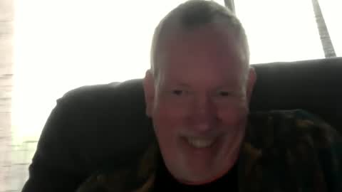 Monkee Dance online show from December 16, 5:54 pm