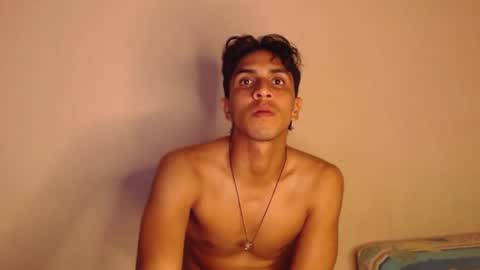 Snapshot of monkey_uchiha77 chatting on September 27, 3:15 am simon dice online show from September 27, 3:15 am