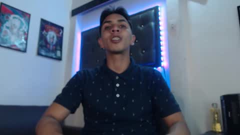 Snapshot of monkey_uchiha77 chatting on March 2, 6:05 am simon dice online show from March 2, 6:05 am