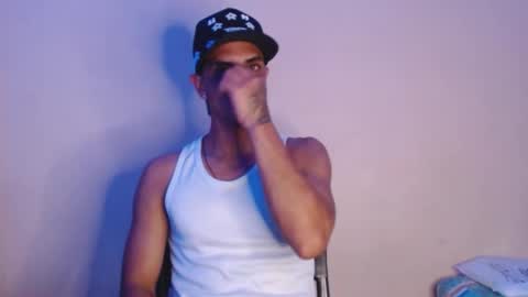 Snapshot of monkey_uchiha77 chatting on October 8, 12:59 am simon dice online show from October 8, 12:59 am