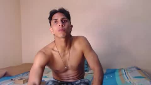 Snapshot of monkey_uchiha77 chatting on October 5, 9:30 pm simon dice online show from October 5, 9:30 pm