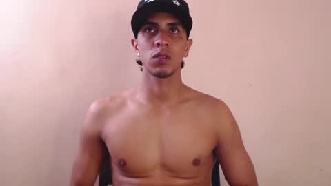 Snapshot of monkey_uchiha77 chatting on October 14, 7:32 pm simon dice online show from October 14, 7:32 pm