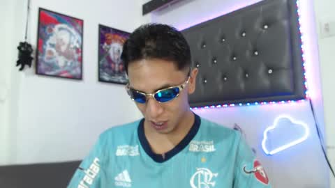 Snapshot of monkey_uchiha77 chatting on March 3, 12:32 pm simon dice online show from March 3, 12:32 pm