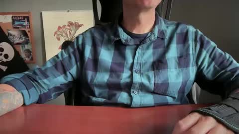 moonriver2511 online show from October 22, 8:18 am