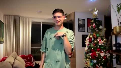   online show from January 11, 1:43 am