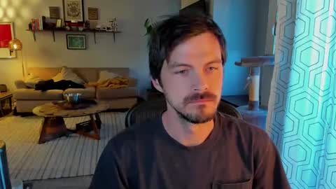 Dylan online show from December 14, 9:11 pm