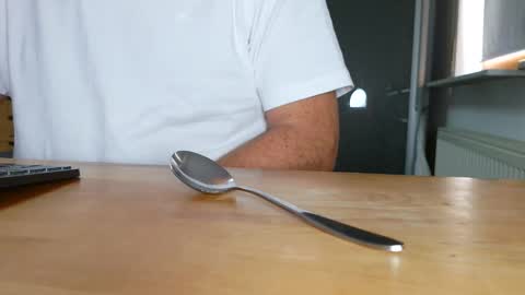 Morris online show from November 20, 9:41 am