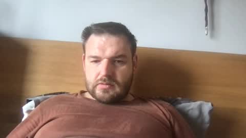 mr834565 online show from April 22, 12:43 pm