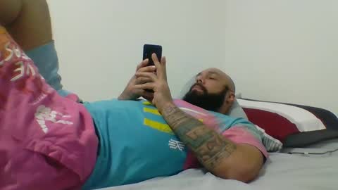 Snapshot of mr8plus chatting on January 29, 4:26 am Mr8 online show from January 29, 4:26 am