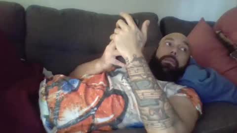 Snapshot of mr8plus chatting on January 23, 3:01 pm Mr8 online show from January 23, 3:01 pm