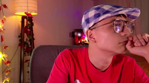 Snapshot of mr_evan1 chatting on January 16, 2:51 am Mr Evans online show from January 16, 2:51 am