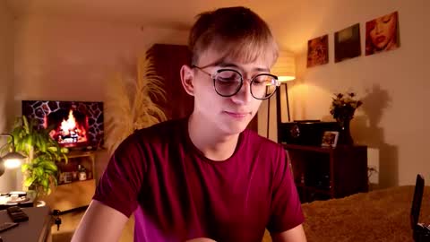 Snapshot of mr_evan1 chatting on September 11, 4:17 pm Mr Evans online show from September 11, 4:17 pm