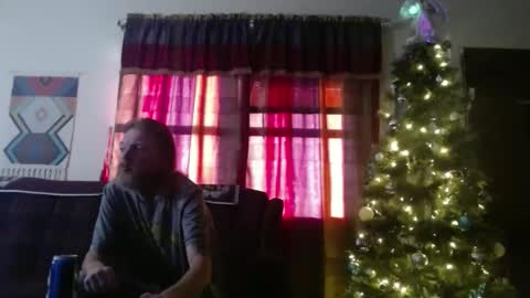 mr_happy12 online show from December 17, 2:00 pm