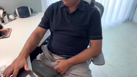 mr_hornyasfuck online show from November 17, 1:36 pm