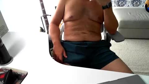 mr_hornyasfuck online show from April 17, 3:15 pm