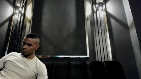 mr_maximo online show from October 14, 5:03 am